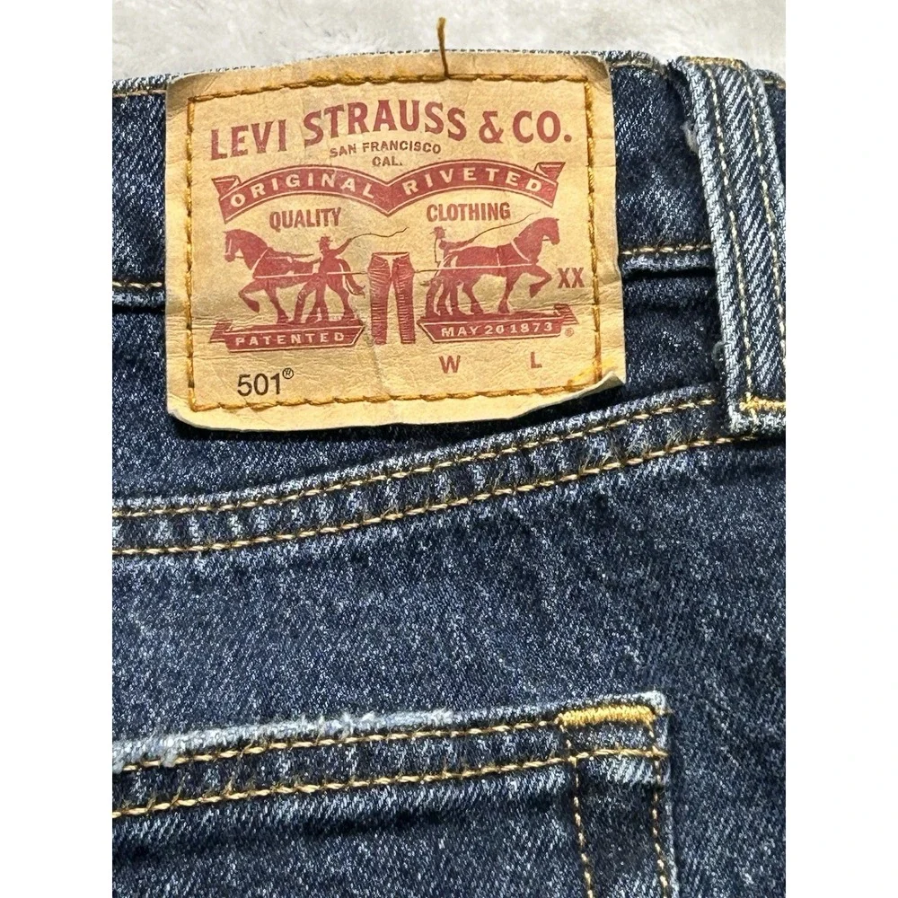 Levis 501 Buttonfly Blue Jeans Men 32x32 Grunge Denim Workwear Straight Leg
